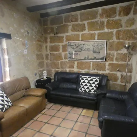 公寓 No.5b - Lovely With A/c In The Centre Of The Old Town