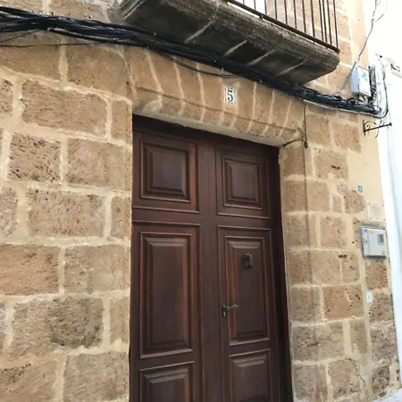 No.5b - Lovely With A/c In The Centre Of The Old Town 公寓